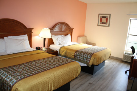 Hotel2022 - 2 Queen Bed Room