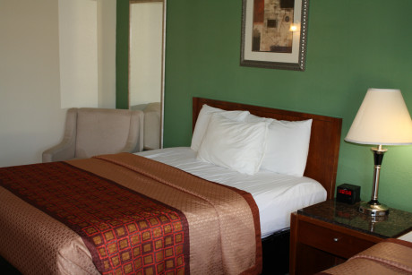 Hotel2022 - 2 Queen Bedroom